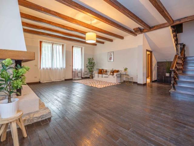 Casa in vendita a Marche, Pesaro E Urbino