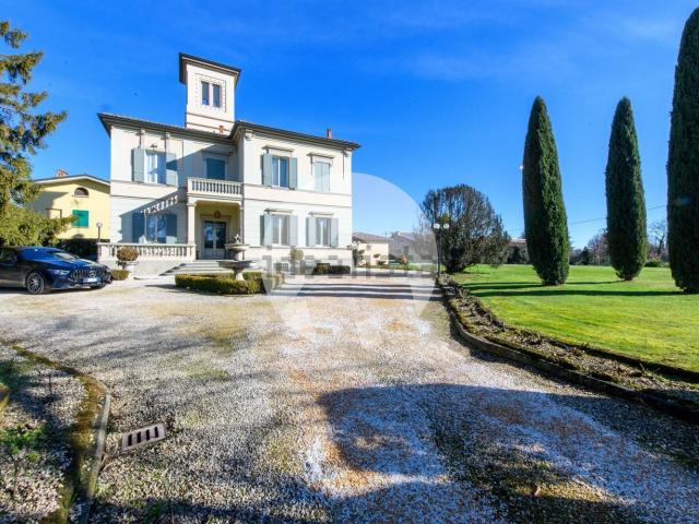 Casa in vendita a Val d’Enza, Re