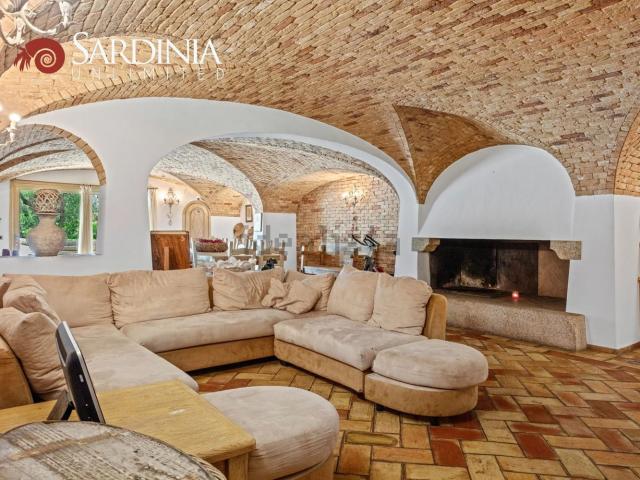 Casa in vendita a Alzachèna/Arzachena, Arzachena