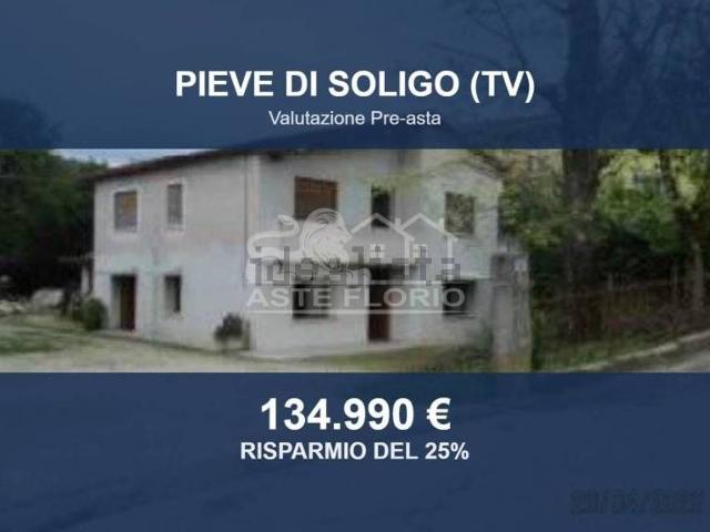 Casa in vendita a Pieve Di Soligo, Veneto