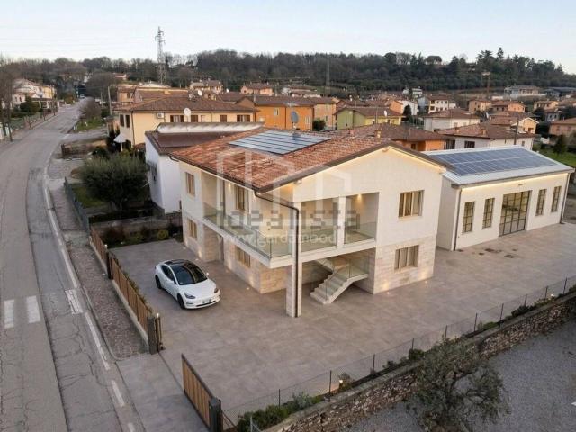 Casa in vendita a Cavriana, Lombardia