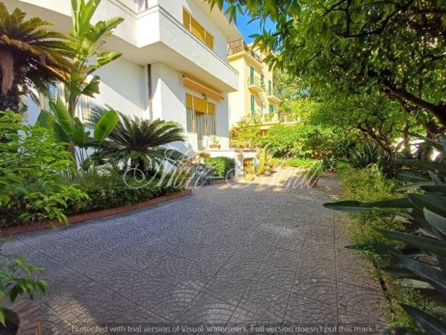 Casa in vendita a Alassio, Liguria