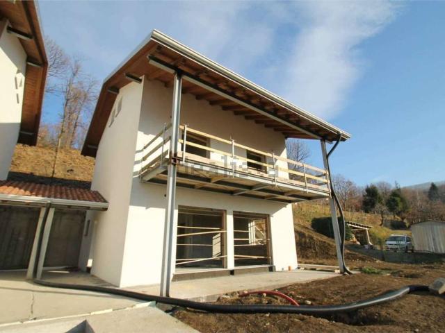 Casa in vendita a Le Balze, Ello