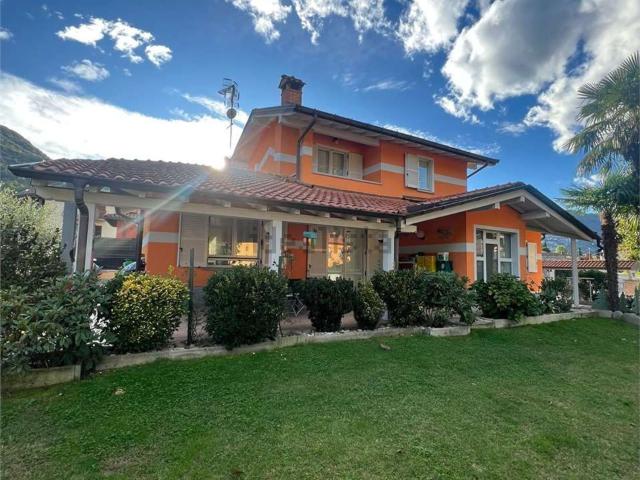 Casa in vendita a Comunità Montana del Piambello, Lavena Ponte Tresa