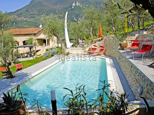 Casa in vendita a Arancio, Camaiore