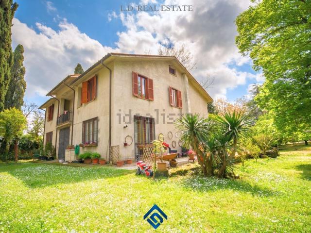 Casa in vendita a Capranica, Lazio