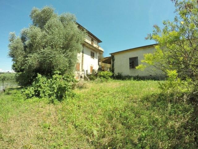 Casa in vendita a Carmignano, Toscana