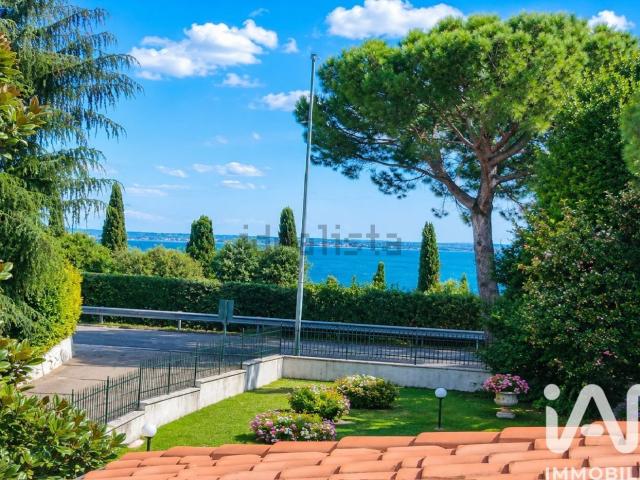 Casa in vendita a Padenghe Sul Garda, Lombardia