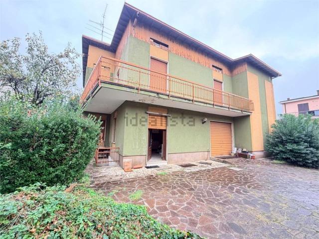 Casa in vendita a Paderno, Seriate