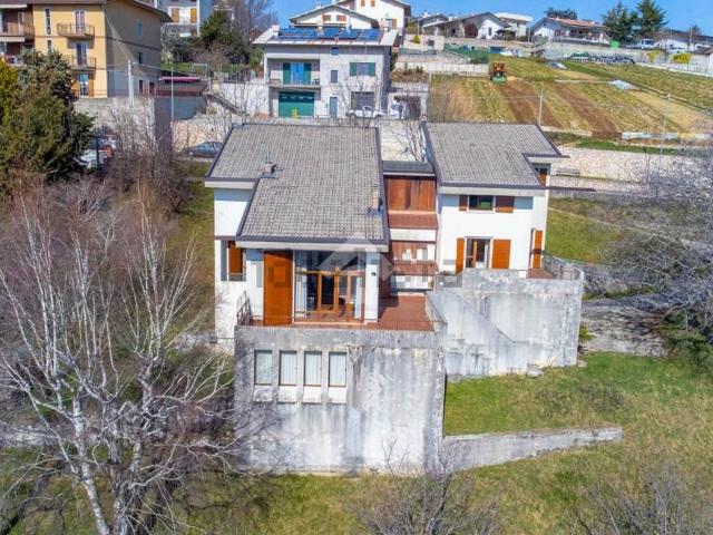 Casa in vendita a Cerro Veronese, Veneto
