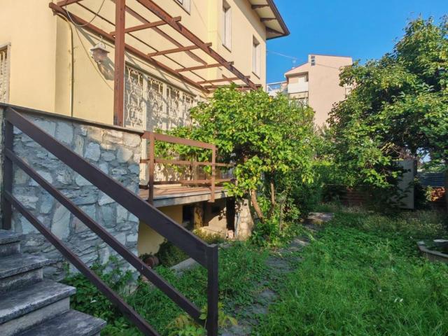 Casa in vendita a La Prada, Carrara