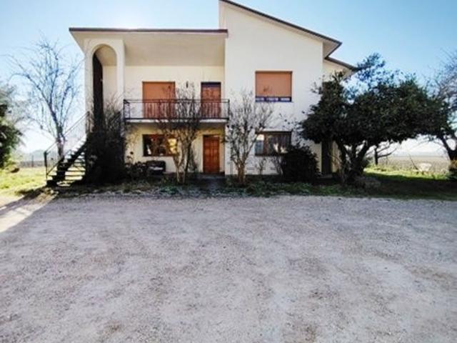 Casa in vendita a Bressana Bottarone, Lombardia