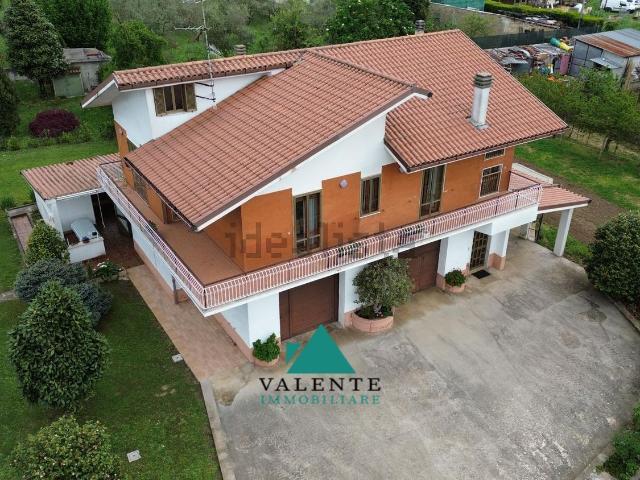 Casa in vendita a Le Quadrelle, Roma Capitale