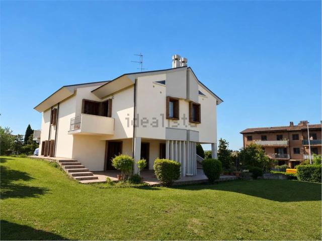 Casa in vendita a Marche, Ancona