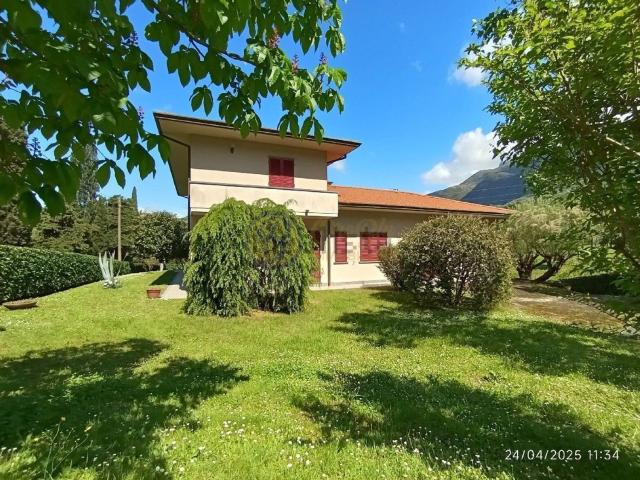 Casa in vendita a Marignana, Camaiore