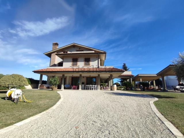 Casa in vendita a Cepagatti, Abruzzo
