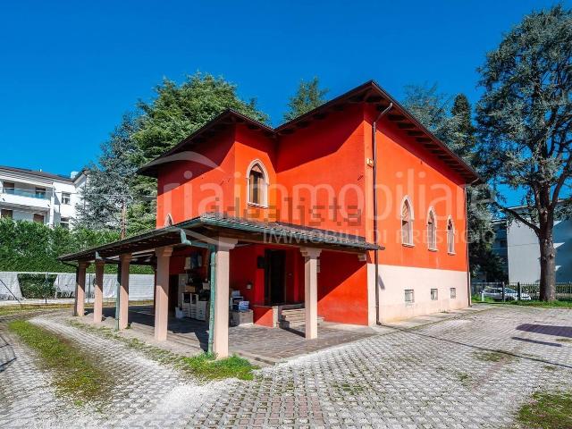 Casa in vendita a Unione di comuni Terre di Castelli, Vignola