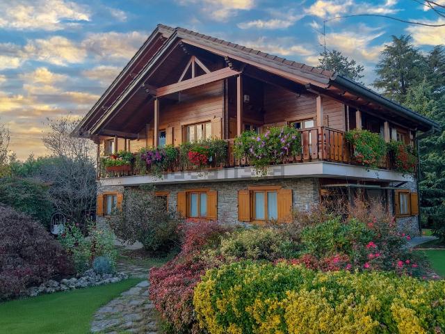 Casa in vendita a Bulgorello, Cadorago