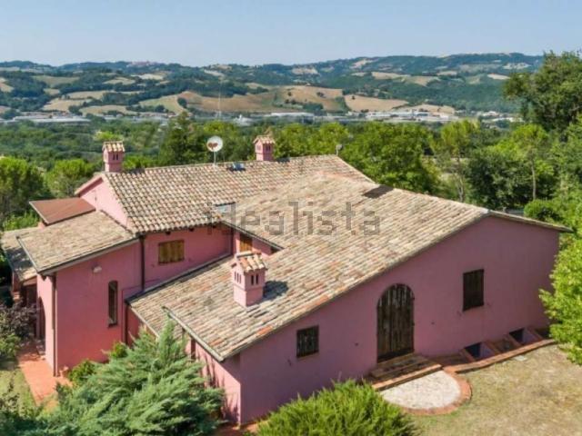 Casa in vendita a Fermignano, Pesaro e Urbino