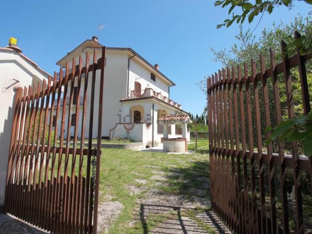 Casa in vendita a Caldare, Orte