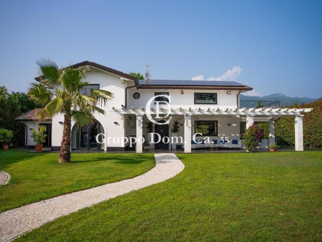 Casa in vendita a Tonfano, Toscana