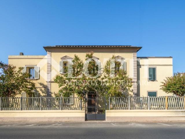 Casa in vendita a Navacchio, Cascina