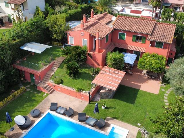 Casa in vendita a Roma Capitale, Lazio