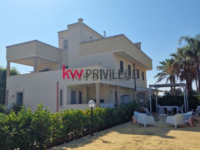 Casa in vendita a Savelletri, Puglia