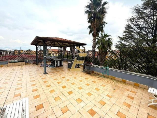 Casa in vendita a Acerra, Campania
