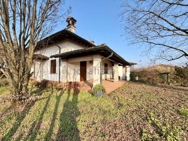Casa in vendita a Castelleone, Lombardia