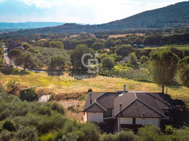 Casa in vendita a Spello, Umbria