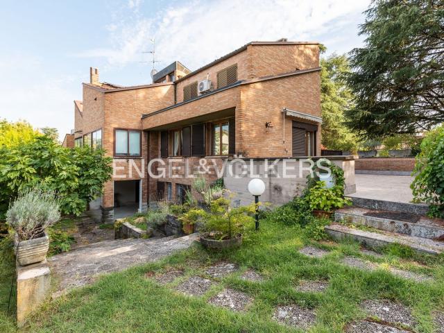 Casa in vendita a Unione dei comuni Valli del Reno, Lavino e Samoggia, Sasso Marconi