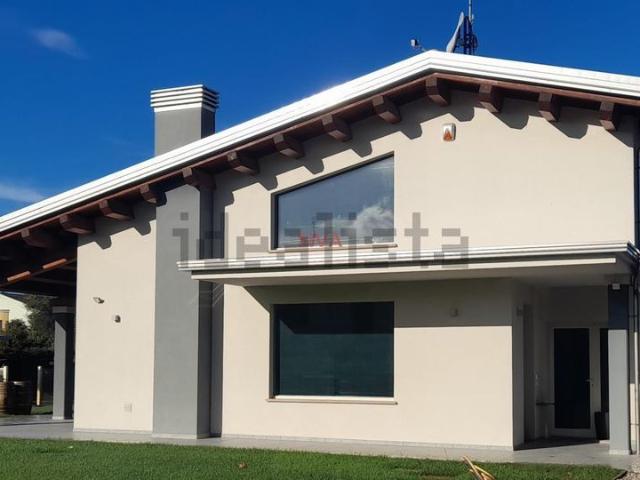 Casa in vendita a Conventello, Ravenna