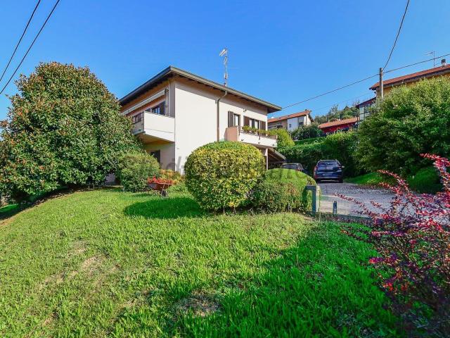 Casa in vendita a Trecallo, Como