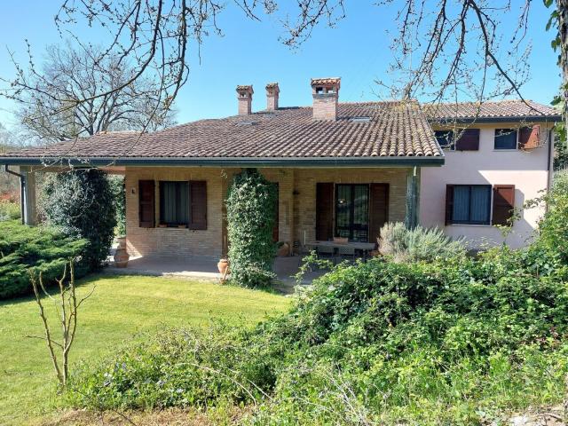 Casa in vendita a Nuovo Circondario Imolese, Imola