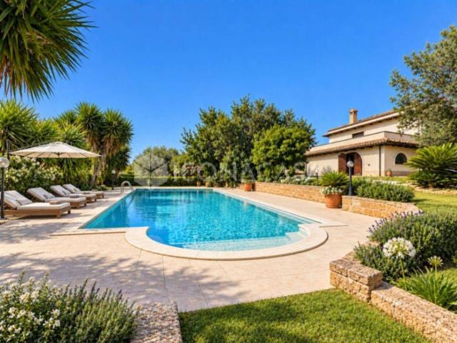 Casa in vendita a Città Sant'Angelo, Pescara