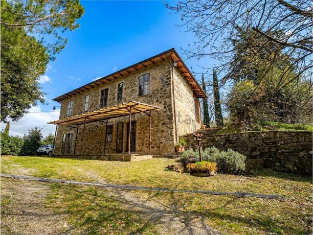 Casa in vendita a Montalcino, Toscana