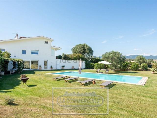 Casa in vendita a Montalto Di Castro, Lazio