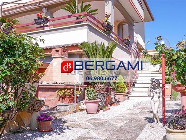 Casa in vendita a Lido di Marechiaro, Roma Capitale