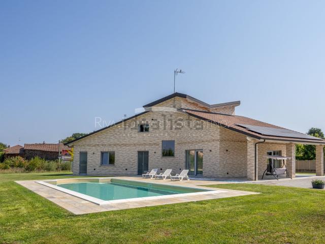Casa in vendita a Litta Parodi, Alessandria