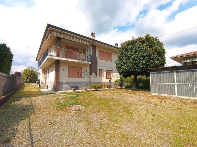 Casa in vendita a Auzate, Gozzano