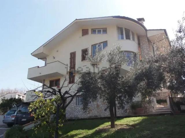 Casa in vendita a Tremensuoli Vecchio, Minturno