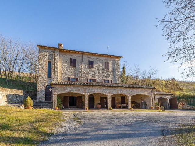 Casa in vendita a Marche, Pesaro E Urbino