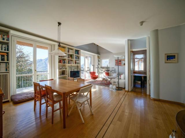 Casa in vendita a Malnago, Lecco