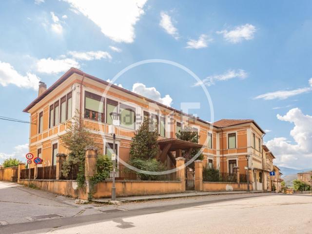 Casa in vendita a Magliano De' Marsi, Abruzzo