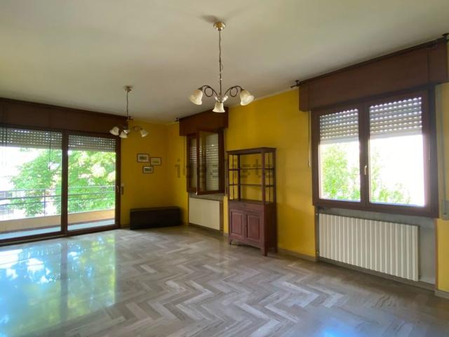 Casa in vendita a Crocetta-San Lazzaro-Modena Est, Modena
