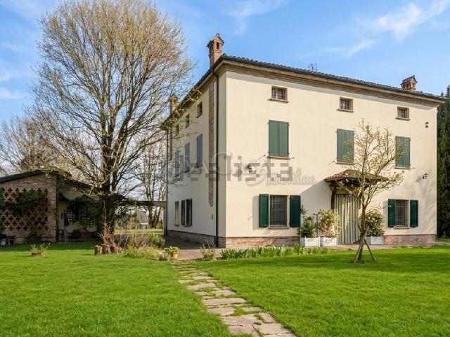 Casa in vendita a Fidenza, Reggio Emilia