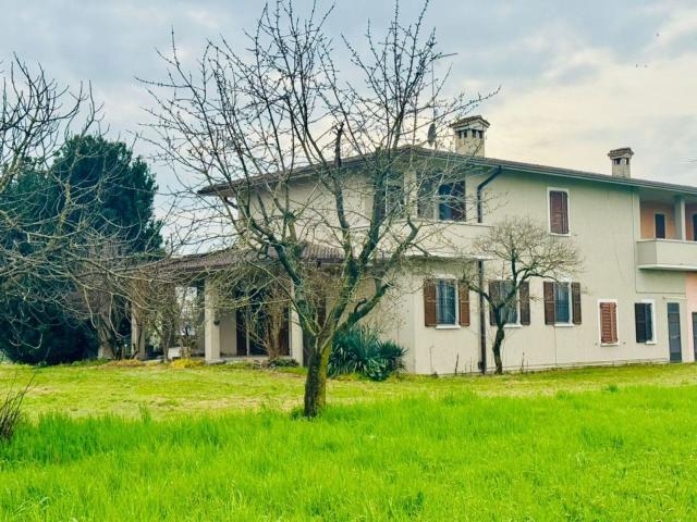 Casa in vendita a Ghedi, Lombardia