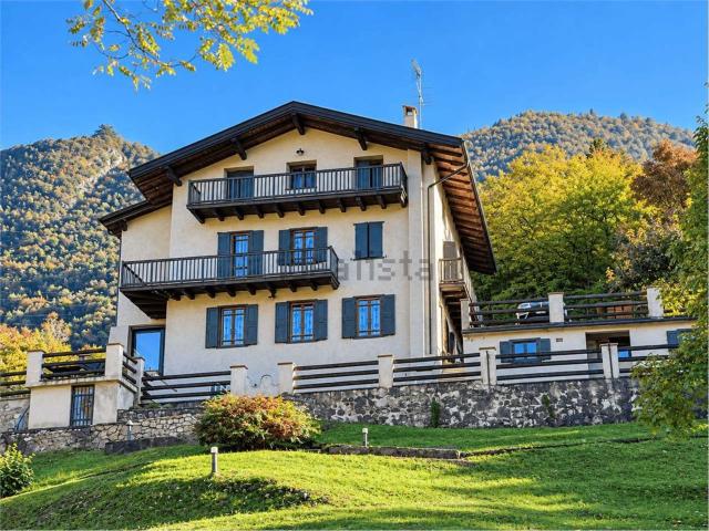 Casa in vendita a Laste, Trento