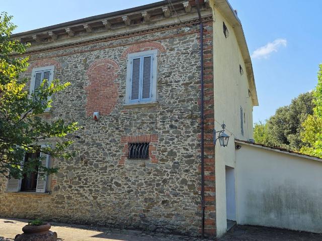 Casa in vendita a Chiassa Superiore, Arezzo